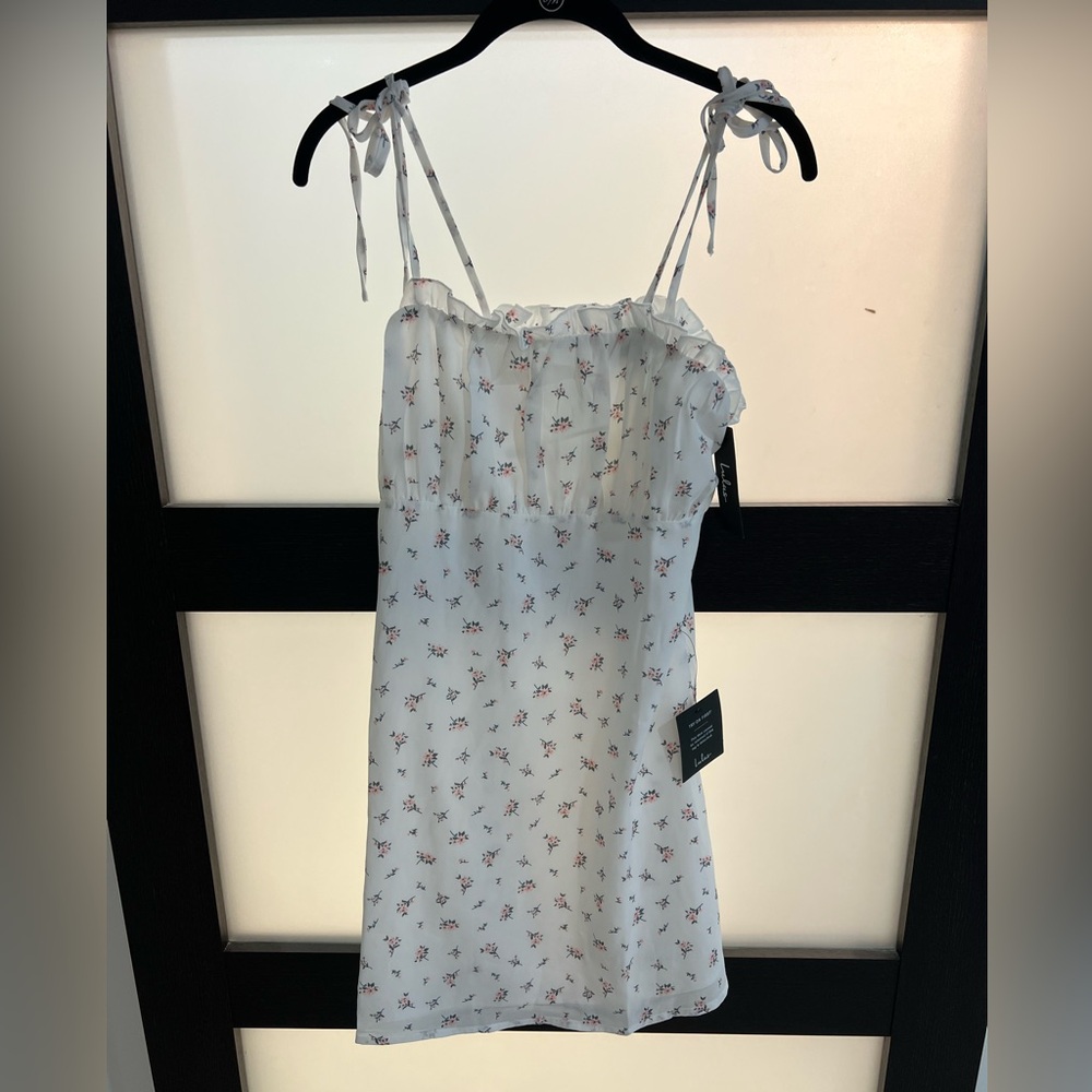 White Lulus Dress